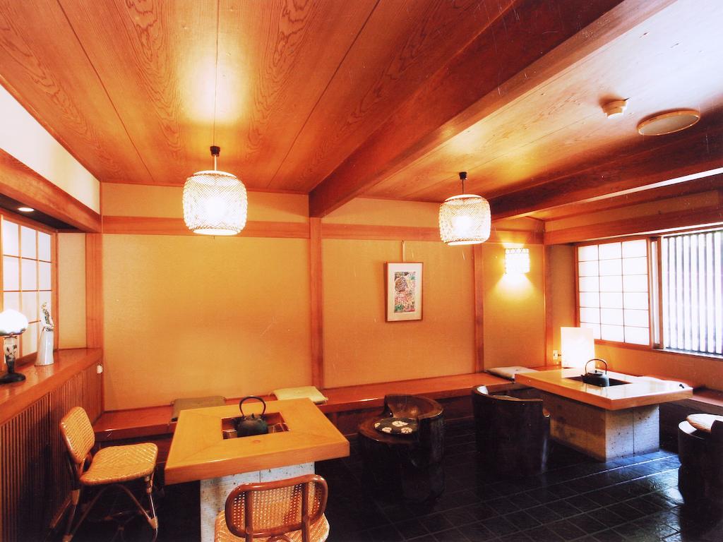 Sumiyosiya Ryokan Nozawaonsen Buitenkant foto