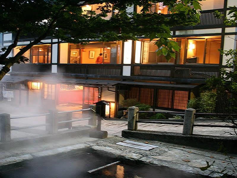 Sumiyosiya Ryokan Nozawaonsen Buitenkant foto