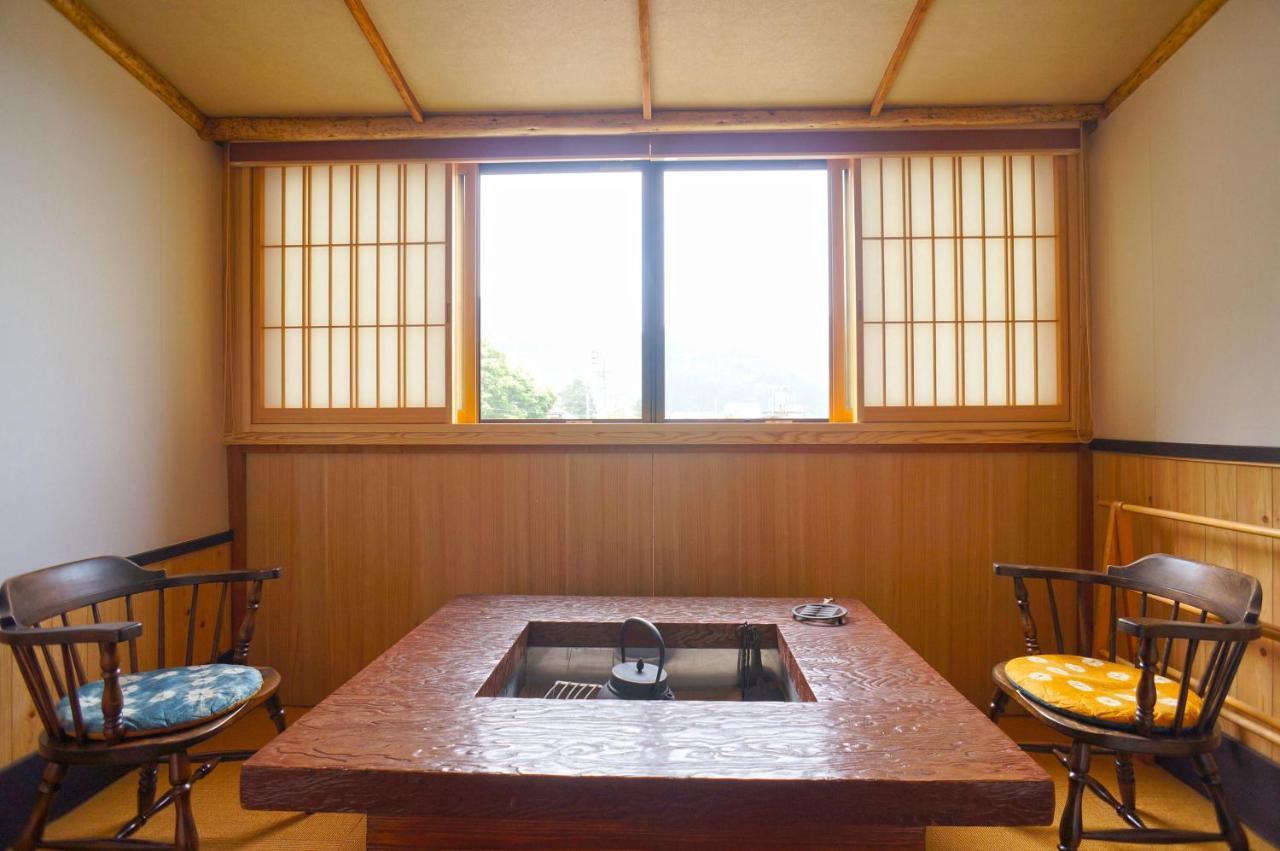 Sumiyosiya Ryokan Nozawaonsen Buitenkant foto